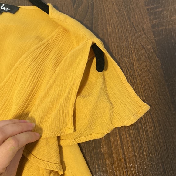 Lulu's Harbor Point Mustard Yellow Wrap Dress Pre-owned - Picture 5 of 8